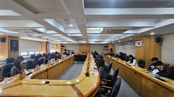 [인문] 아너칼리지 학생대표 간담회 대표이미지